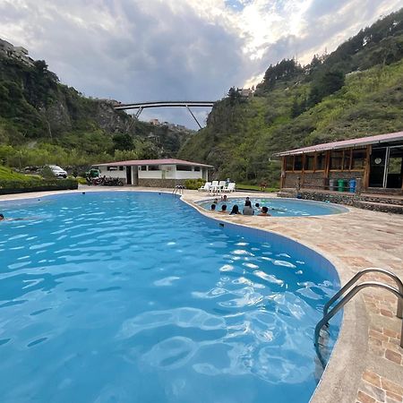 Playita Salomon Hotel บาญอส ภายนอก รูปภาพ