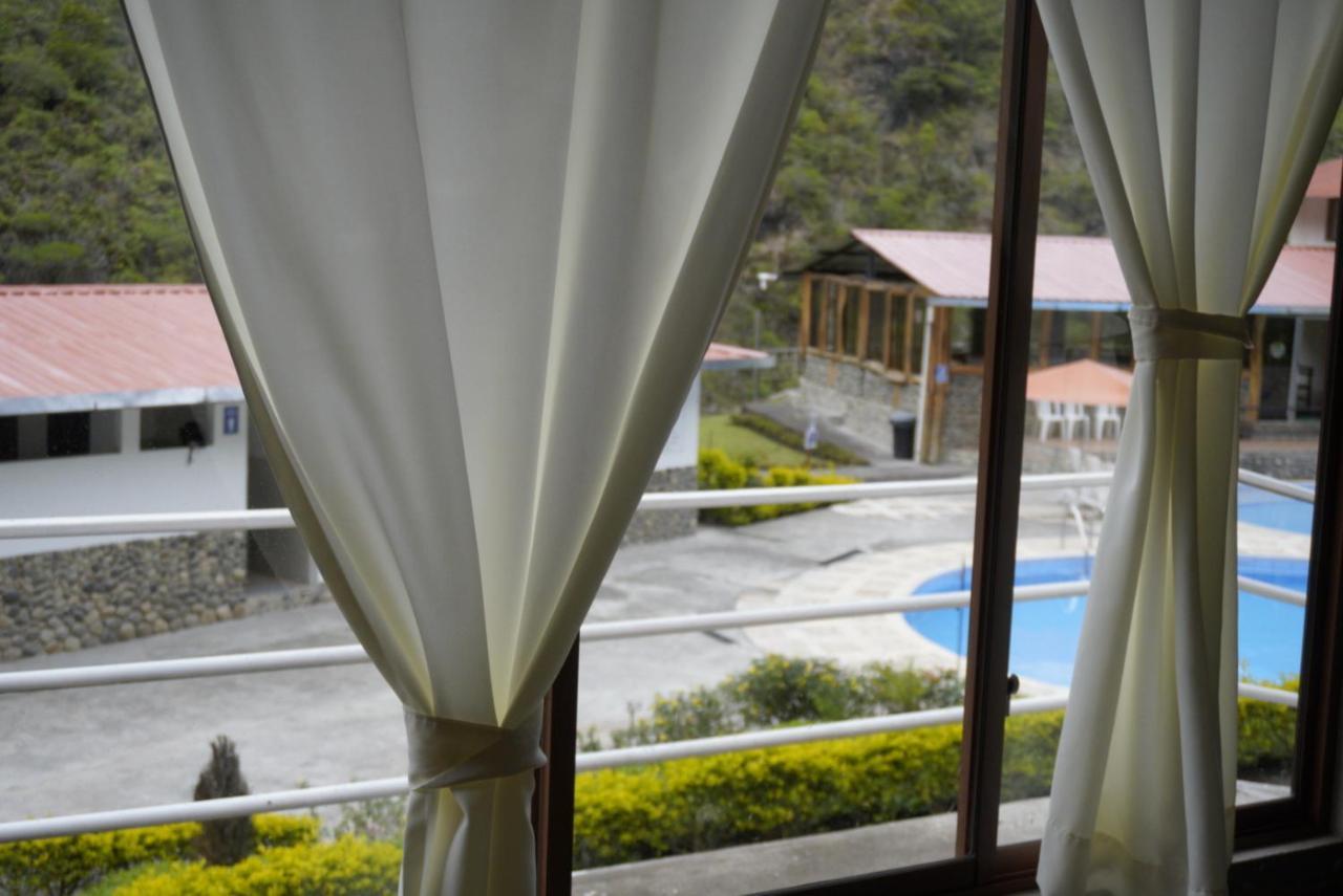 Playita Salomon Hotel บาญอส ภายนอก รูปภาพ