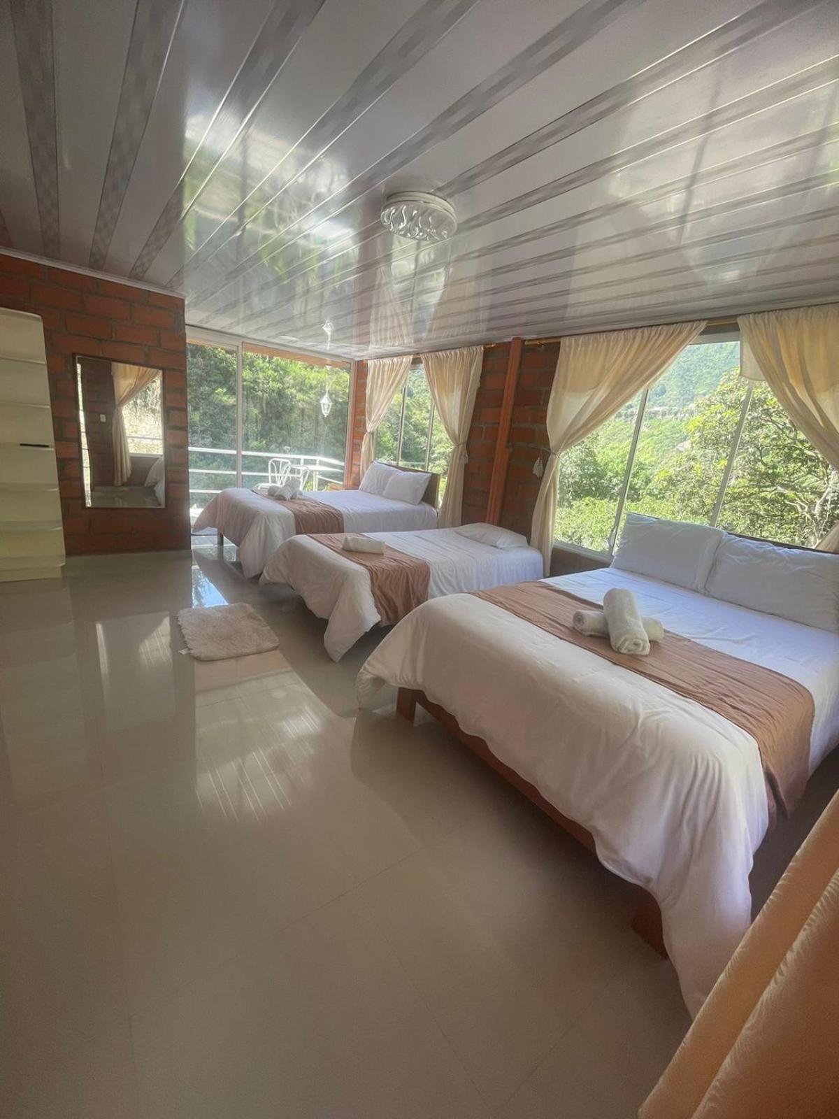Playita Salomon Hotel บาญอส ภายนอก รูปภาพ