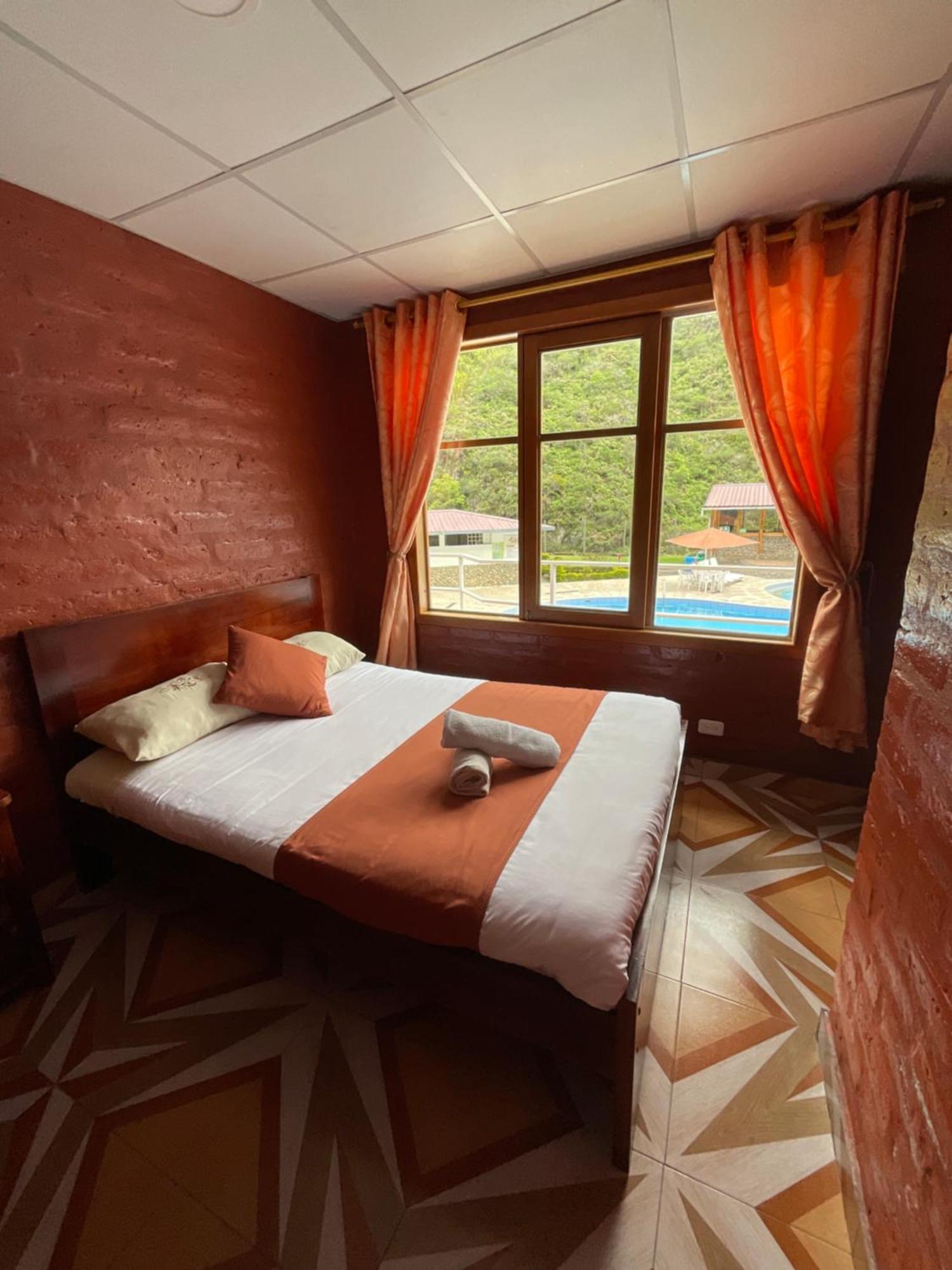 Playita Salomon Hotel บาญอส ภายนอก รูปภาพ